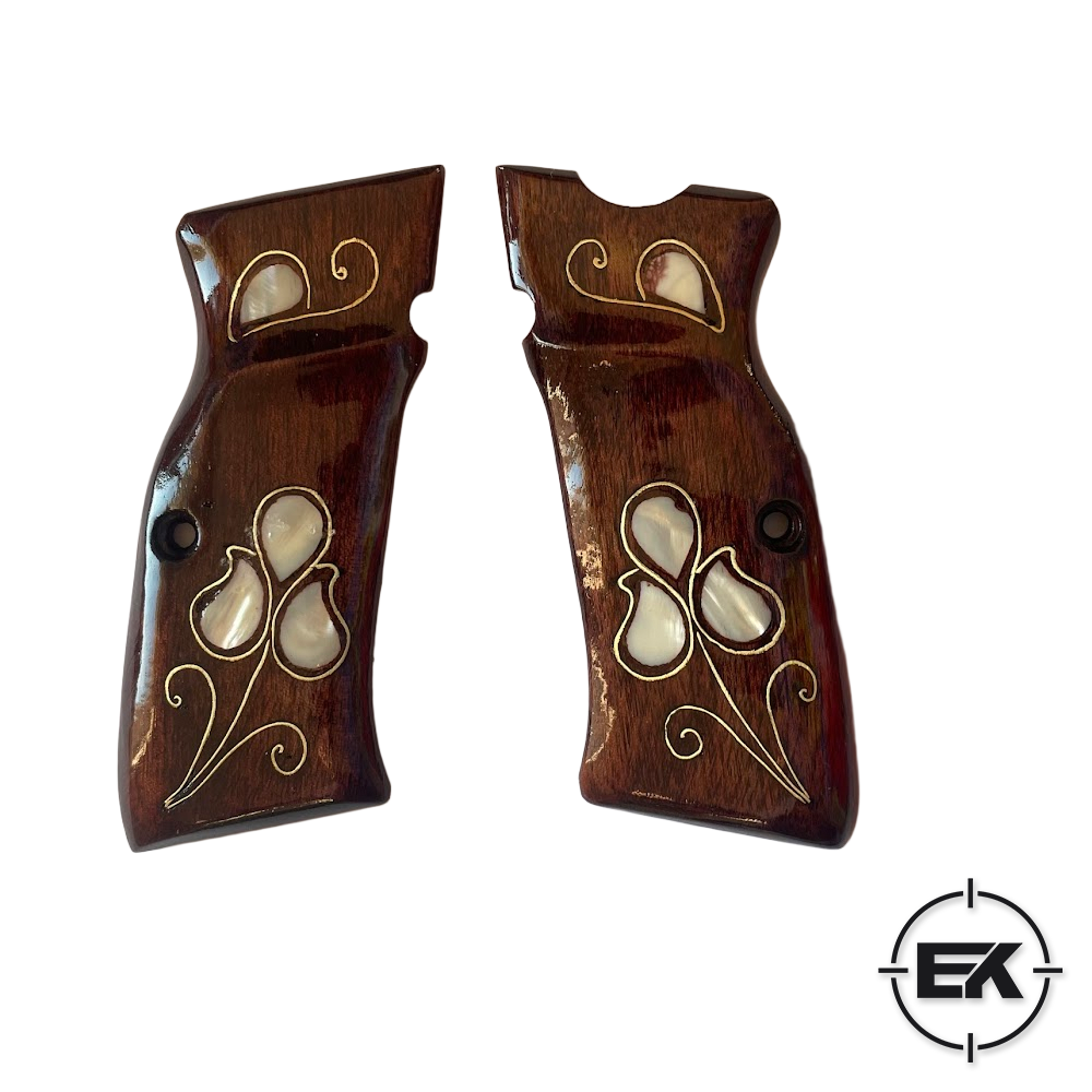 El Yapımı Özel İşlemeli Ceviz Ağacı Tabanca Kabzesi – Sarsılmaz Kılınç 2000 ve P8 Serisi Uyumlu